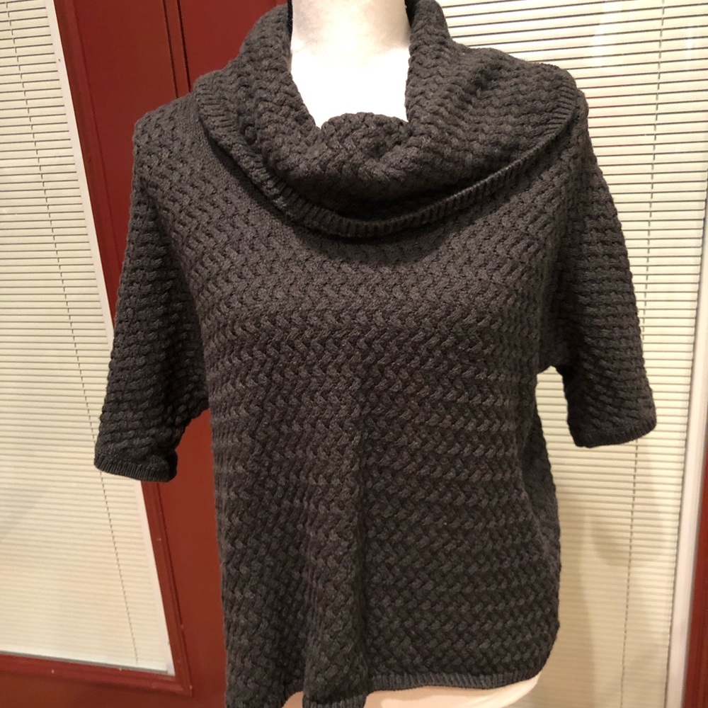Sweater Bundle - Picture 2 of 8